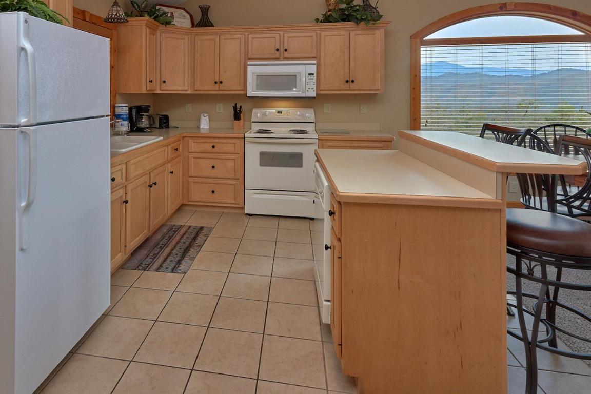 Journey'S End, 5 Bedrooms, Sleeps 12, Private Outdoor Pool, Theater, Sauna Sevierville Esterno foto